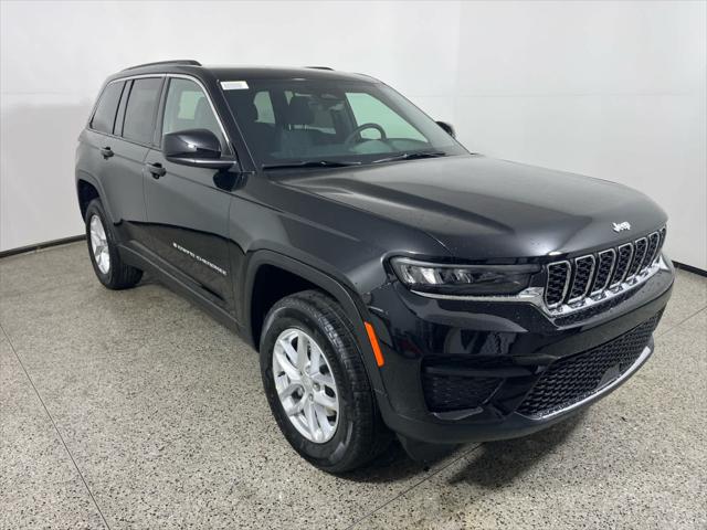 2025 Jeep Grand Cherokee GRAND CHEROKEE LAREDO X 4X2