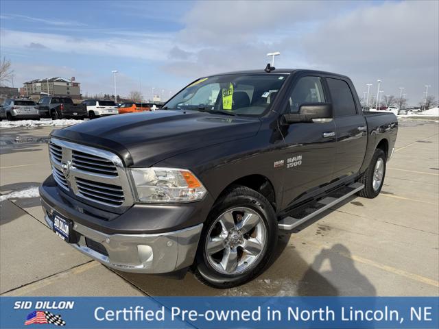 2017 RAM 1500 Big Horn Crew Cab 4x4 57 Box
