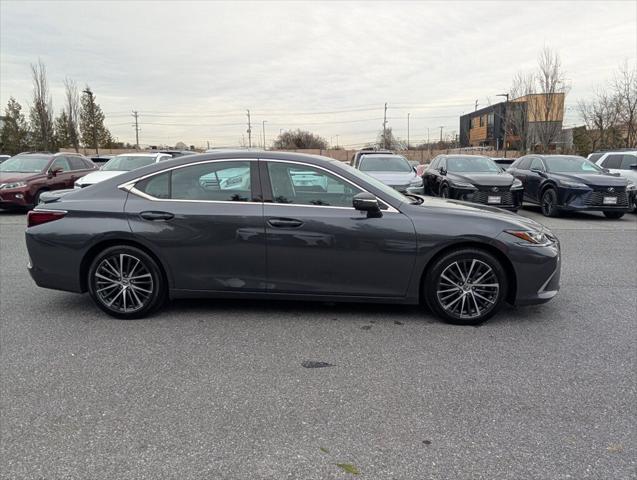 2025 Lexus ES 350 350