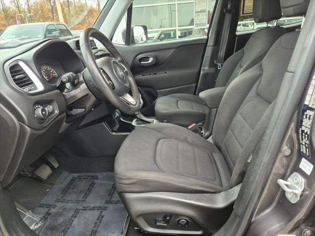 2018 Jeep Renegade Latitude FWD 2018 Jeep Renegade Latitude FWD