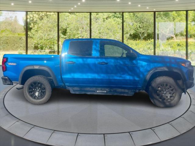 2023 Chevrolet Colorado 4WD Crew Cab Short Box Trail Boss