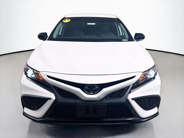 2022 Toyota Camry SE Nightshade Edition