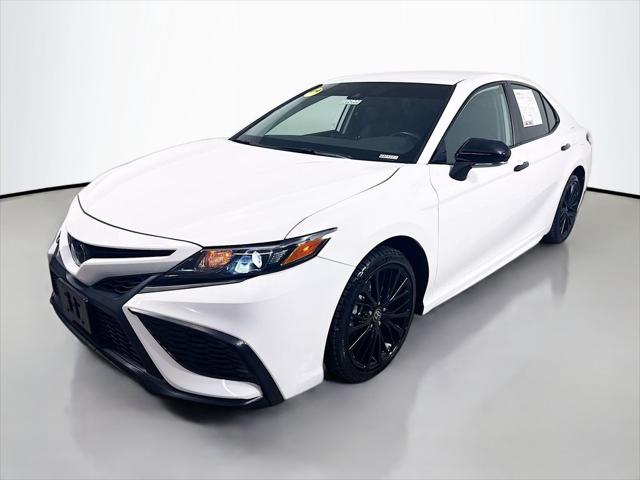 2022 Toyota Camry SE Nightshade Edition