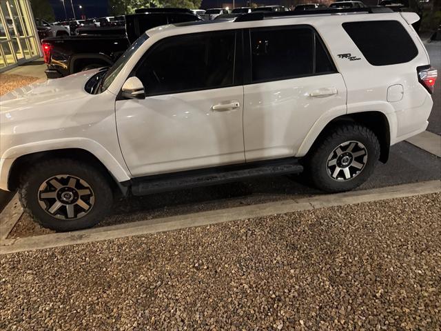 2019 Toyota 4Runner SR5 2019 Toyota 4Runner SR5
