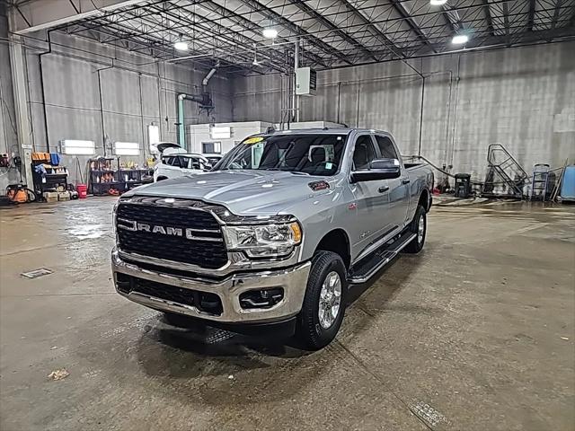 2022 RAM 2500 Big Horn Crew Cab 4x4 64 Box