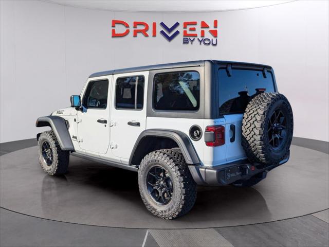 2025 Jeep Wrangler 4-Door Willys 4x4