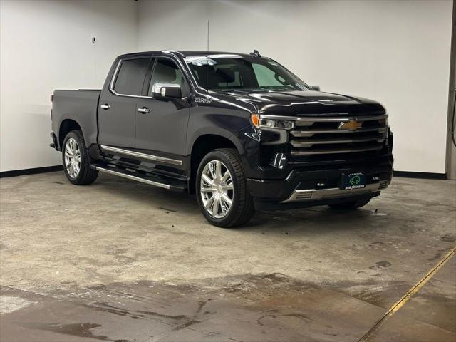 2022 Chevrolet Silverado 1500 4WD Crew Cab Short Bed High Country
