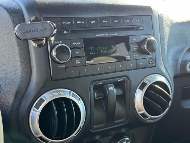 2017 Jeep Wrangler Sahara 4x4 2017 Jeep Wrangler Sahara 4x4