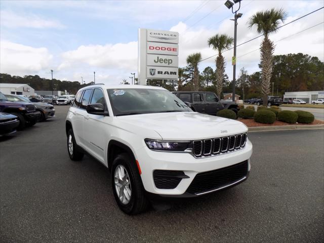 2024 Jeep Grand Cherokee Laredo X 4x2