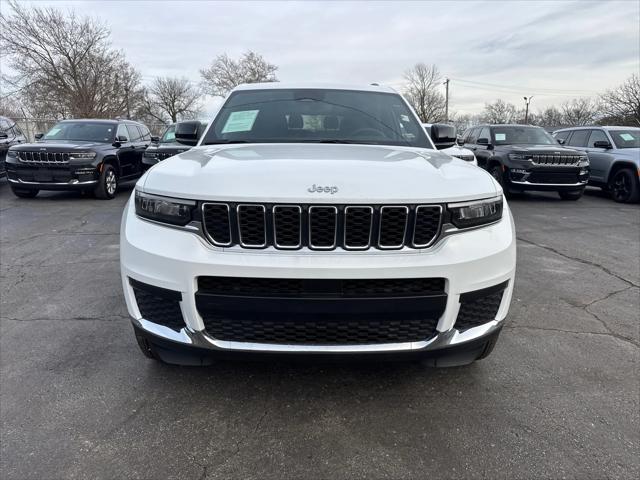 2024 Jeep Grand Cherokee L Laredo 4x4