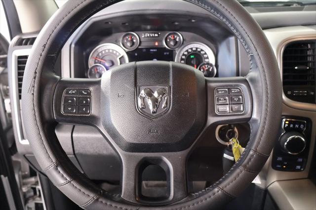 2017 RAM 1500 Big Horn Crew Cab 4x4 57 Box