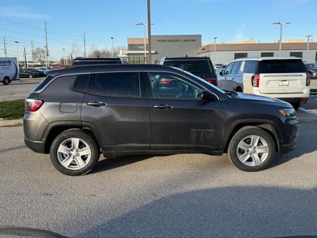2022 Jeep Compass Latitude FWD