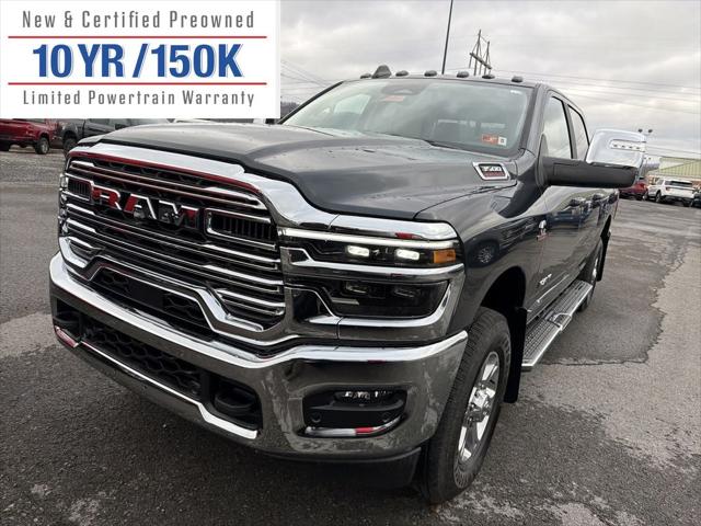 2025 RAM 3500 Laramie Crew Cab 4x4 64 Box