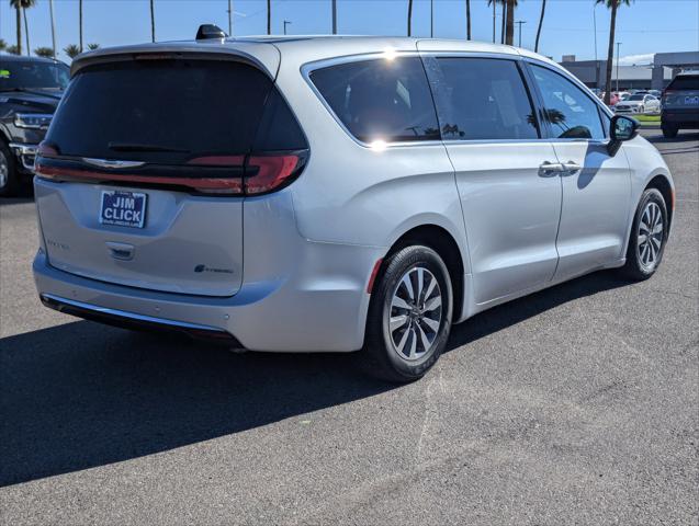 2024 Chrysler Pacifica Hybrid Select 2024 Chrysler Pacifica Hybrid Select