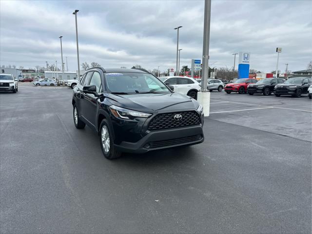 2025 Toyota Corolla Cross LE