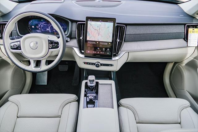 2026 Volvo XC90 Plug-In Hybrid T8 Ultra 7-Seater