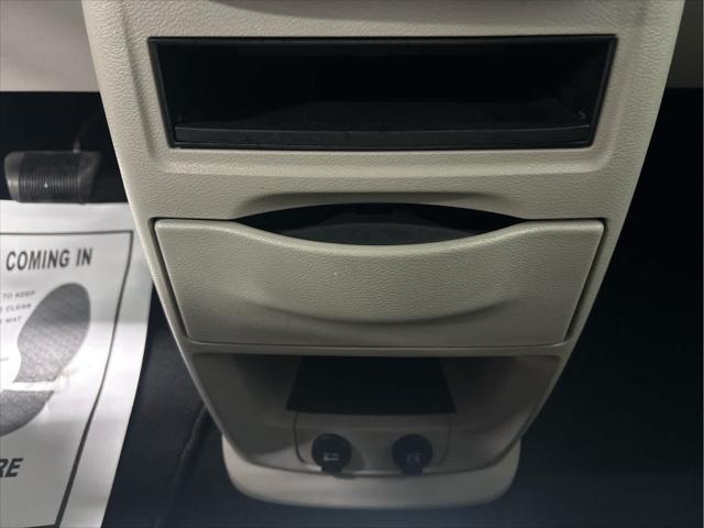 Used 2012 Chrysler Town & Country For Sale in Wilmington, OH