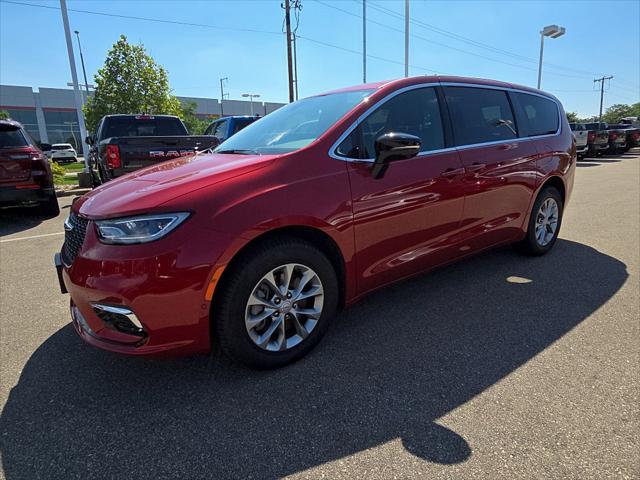 2026 Chrysler Pacifica Select AWD for sale in Madison, WI