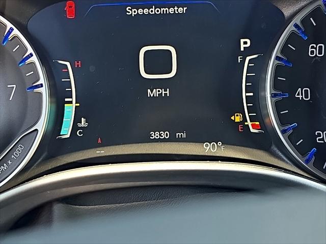 2026 Chrysler Pacifica Select AWD