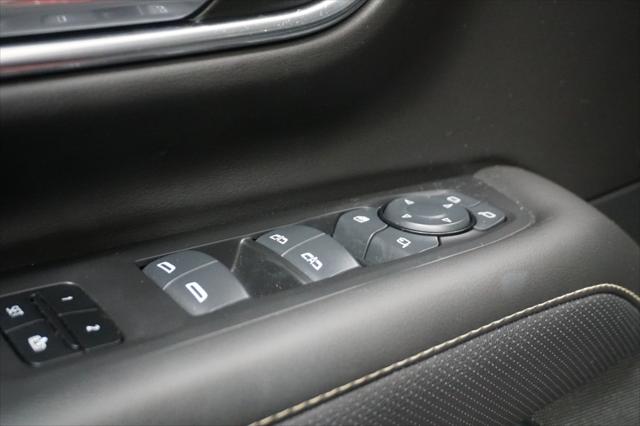 2024 GMC Yukon XL 2WD SLT