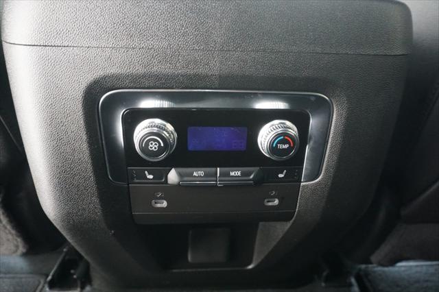 2024 GMC Yukon XL 2WD SLT