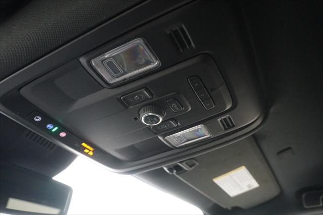 2024 GMC Yukon XL 2WD SLT