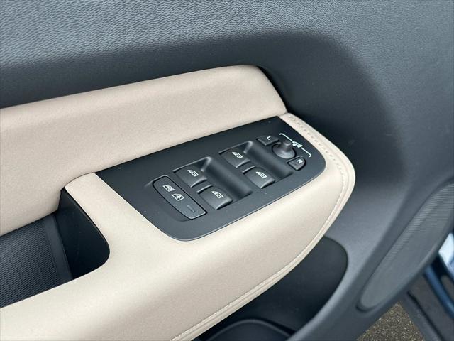 2026 Volvo XC60 B5 Core