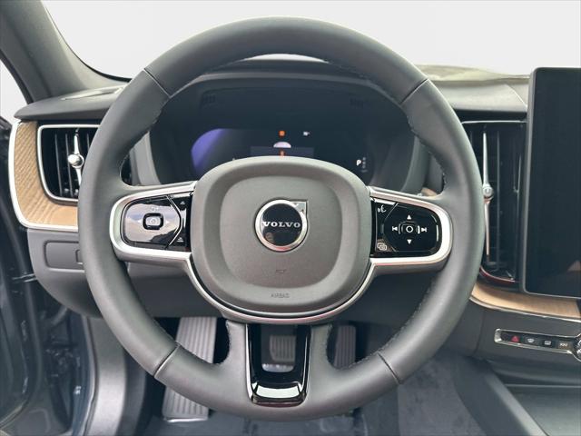 2026 Volvo XC60 B5 Core