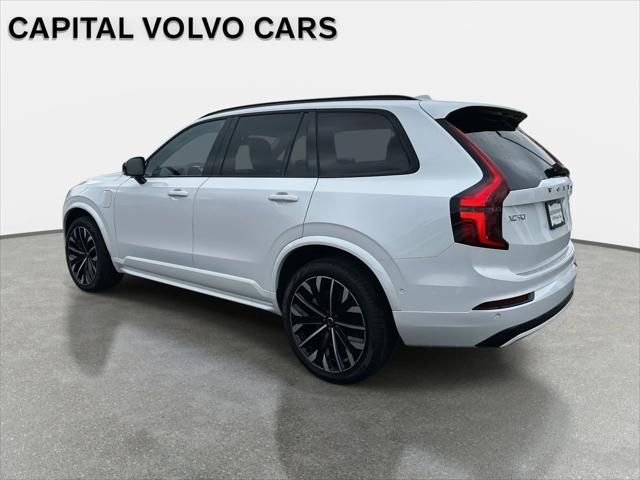 2026 Volvo XC90 Plug-In Hybrid T8 Ultra Dark Theme 7-Seater