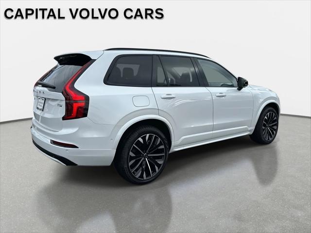 2026 Volvo XC90 Plug-In Hybrid T8 Ultra Dark Theme 7-Seater