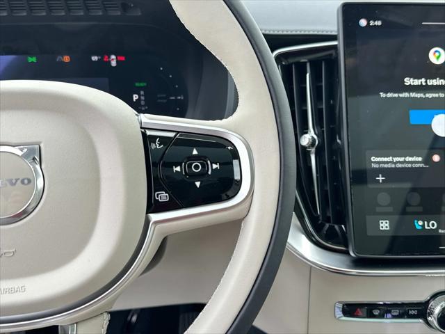 2026 Volvo XC90 Plug-In Hybrid T8 Ultra Dark Theme 7-Seater