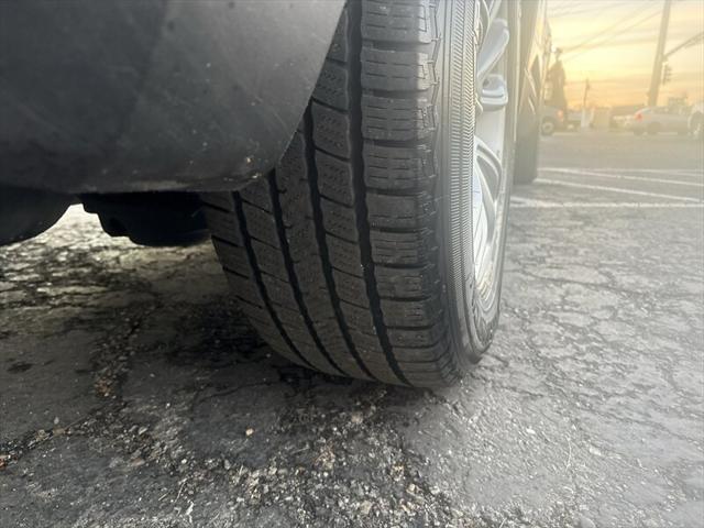 2020 Ford Explorer 4WD 3.3L V6 4dr