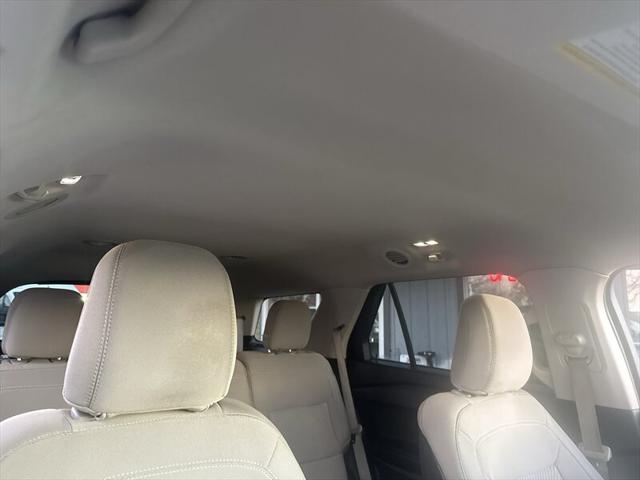 2020 Ford Explorer 4WD 3.3L V6 4dr