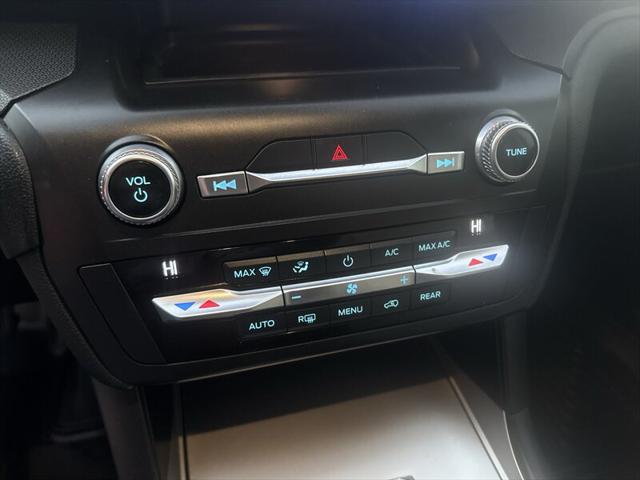 2020 Ford Explorer 4WD 3.3L V6 4dr
