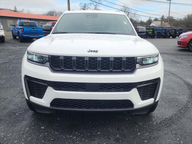 2026 Jeep Grand Cherokee GRAND CHEROKEE LAREDO ALTITUDE 4X4 2026 Jeep Grand Cherokee GRAND CHEROKEE LAREDO ALTITUDE 4X4