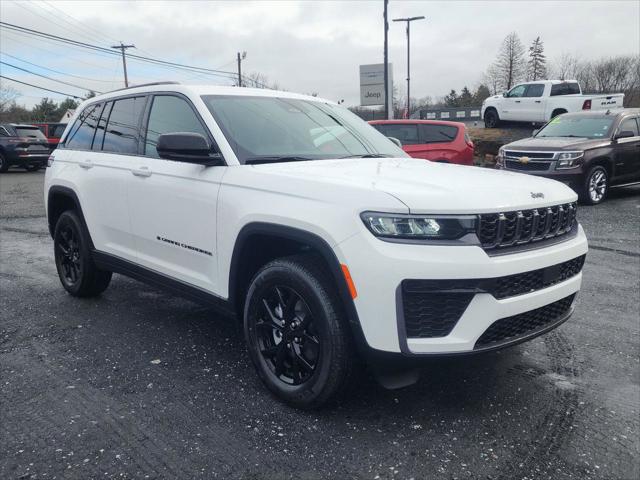 2026 Jeep Grand Cherokee GRAND CHEROKEE LAREDO ALTITUDE 4X4 2026 Jeep Grand Cherokee GRAND CHEROKEE LAREDO ALTITUDE 4X4