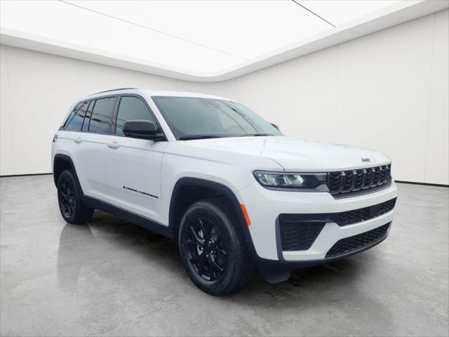 2026 Jeep Grand Cherokee GRAND CHEROKEE LAREDO ALTITUDE 4X4 2026 Jeep Grand Cherokee GRAND CHEROKEE LAREDO ALTITUDE 4X4