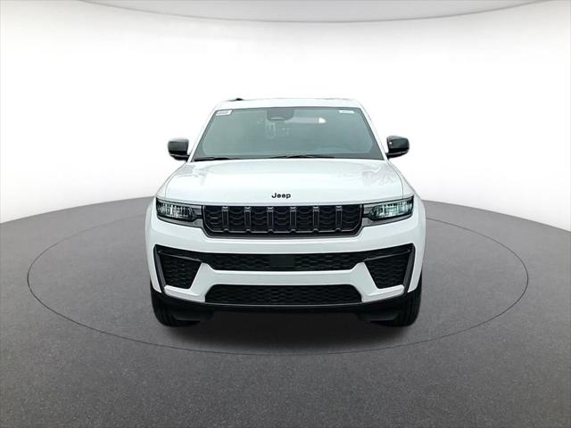 2026 Jeep Grand Cherokee GRAND CHEROKEE LAREDO ALTITUDE 4X4 2026 Jeep Grand Cherokee GRAND CHEROKEE LAREDO ALTITUDE 4X4