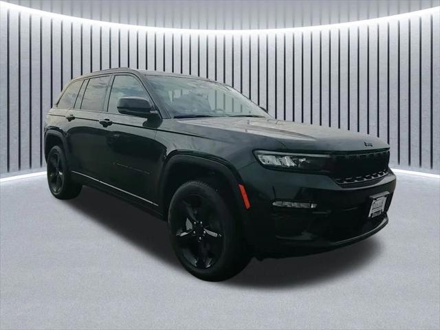 2025 Jeep Grand Cherokee Limited 4x4 for sale in Schaumburg, IL