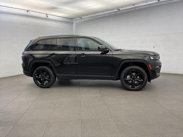 2025 Jeep Grand Cherokee GRAND CHEROKEE LIMITED 4X2