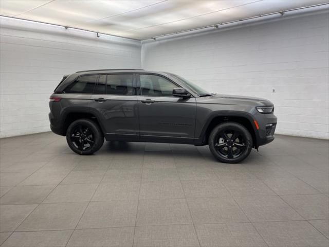 2025 Jeep Grand Cherokee GRAND CHEROKEE LIMITED 4X2 2025 Jeep Grand Cherokee GRAND CHEROKEE LIMITED 4X2