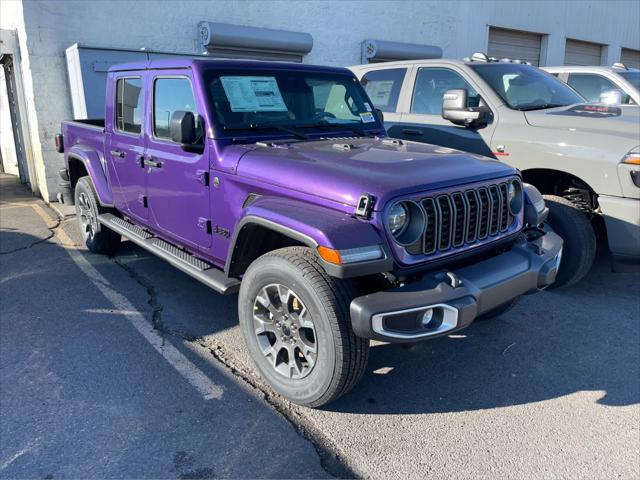 2026 Jeep Gladiator GLADIATOR SAHARA 4X4