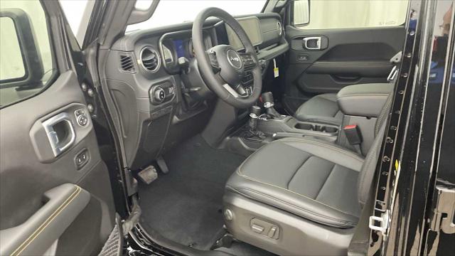 2026 Jeep Gladiator GLADIATOR SAHARA 4X4