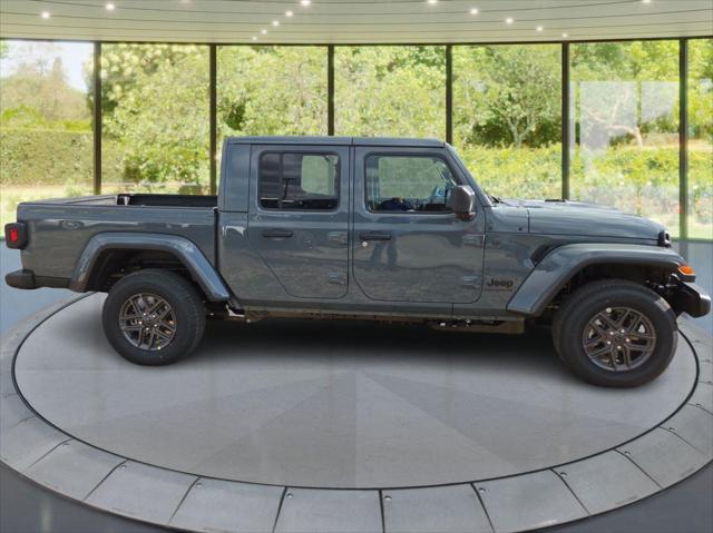 2026 Jeep Gladiator GLADIATOR SPORT S 4X4