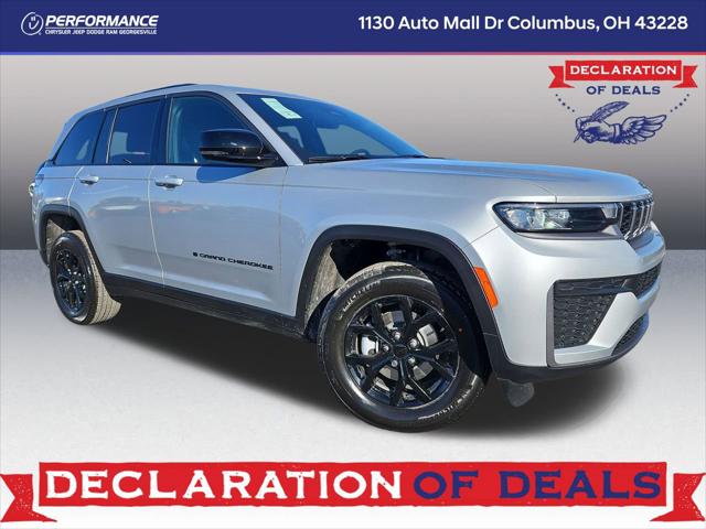 2026 Jeep Grand Cherokee GRAND CHEROKEE LAREDO ALTITUDE 4X4