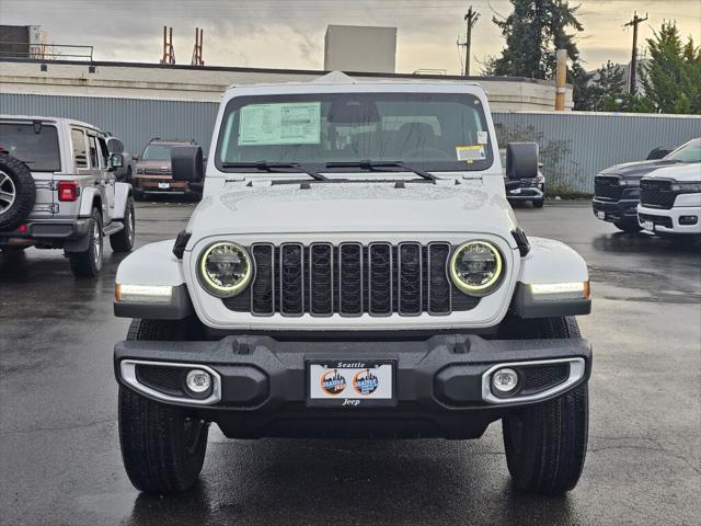 2026 Jeep Gladiator GLADIATOR SAHARA 4X4