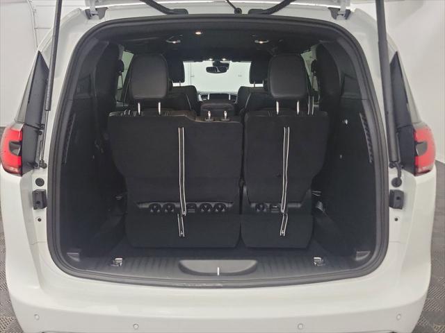 2026 Chrysler Pacifica Select AWD
