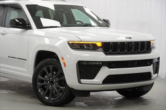 2026 Jeep Grand Cherokee GRAND CHEROKEE LIMITED RESERVE 4X4