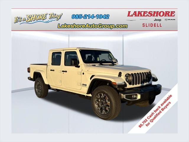 2026 Jeep Gladiator GLADIATOR SAHARA 4X4