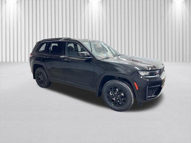 2026 Jeep Grand Cherokee GRAND CHEROKEE LAREDO ALTITUDE 4X4